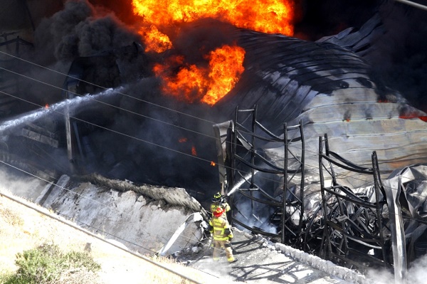 incendio-fabrica-de-pinturas.jpg