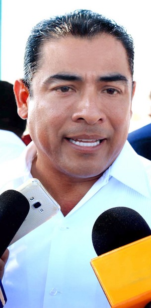 Arturo de la Rosa Escalante. El alcalde de Los Cabos, contra iniciativa de prohibir la pesca deportiva.