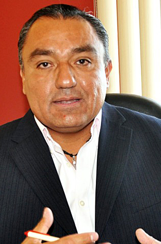 Fernando Rosales