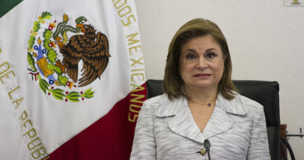  Arely Gómez González, Procuradora General de la República, asistió a una reunión con los integrantes de la comisión especial de seguimiento de los hechos ocurridos de Nochixtlán, Oaxaca, realizada en el Senado.   FOTO: MOISÉS PABLO /CUARTOSCURO.COM