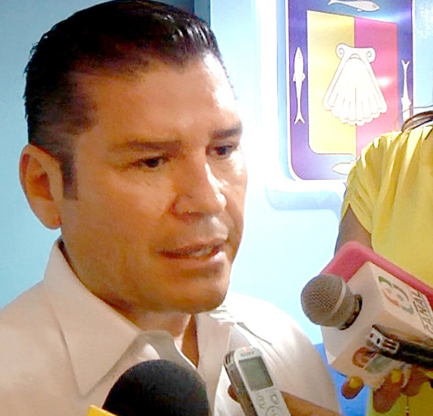 Alvaro de la Peña y sus funcionarios evaden hablar sobre las ejecuciones