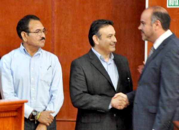 Mario Palacios, en Comunicación; Jaime Vargas, Contraloria y Carlos Núñez en Administración del Congreso