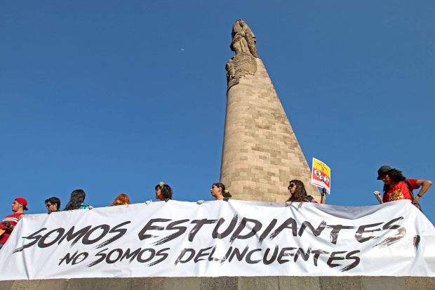 Procesan a tía de estudiante desaparecido en Jalisco