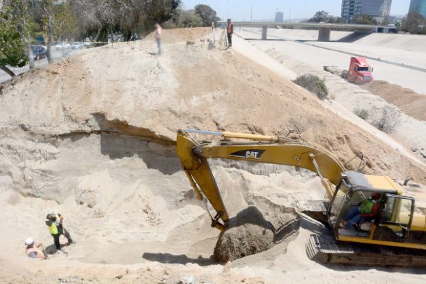 ZETA – Cierre de carriles en Vía Rápida Oriente por instalación pluvial
