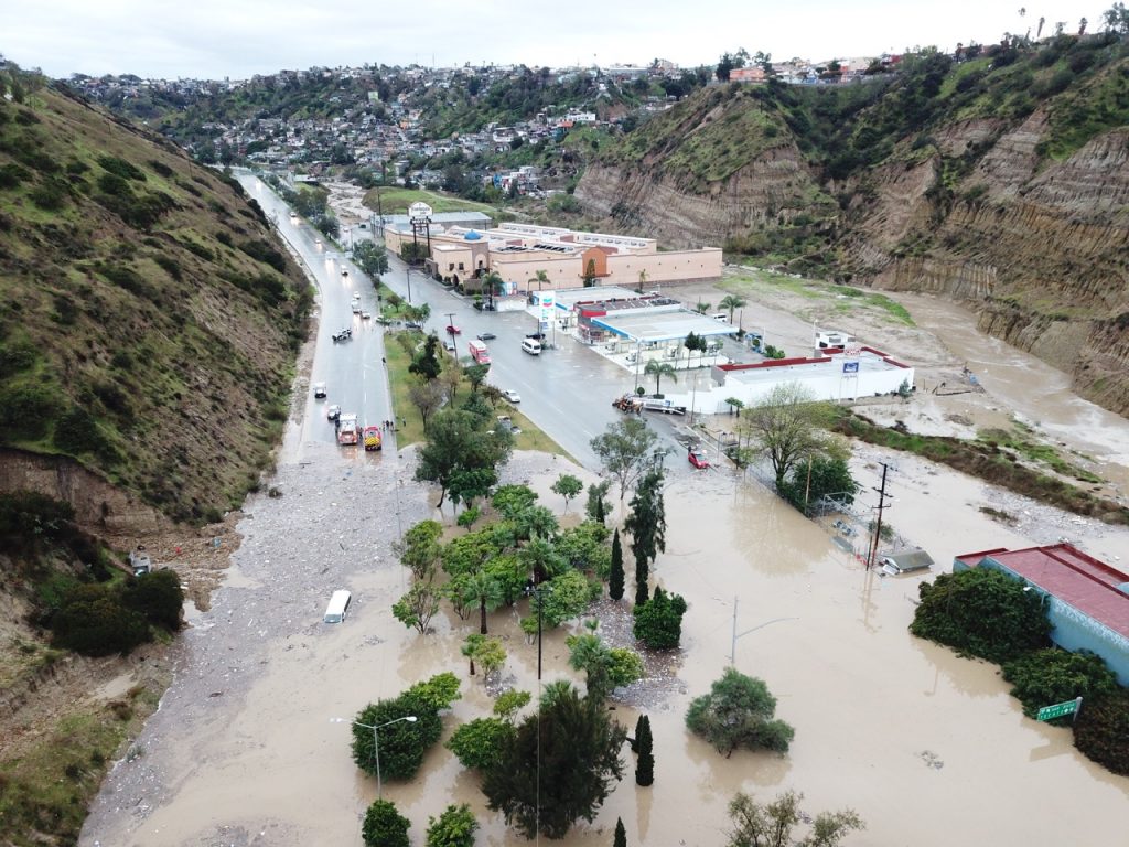 Actualización VIDEO Lluvias provocan derrumbes e inundaciones