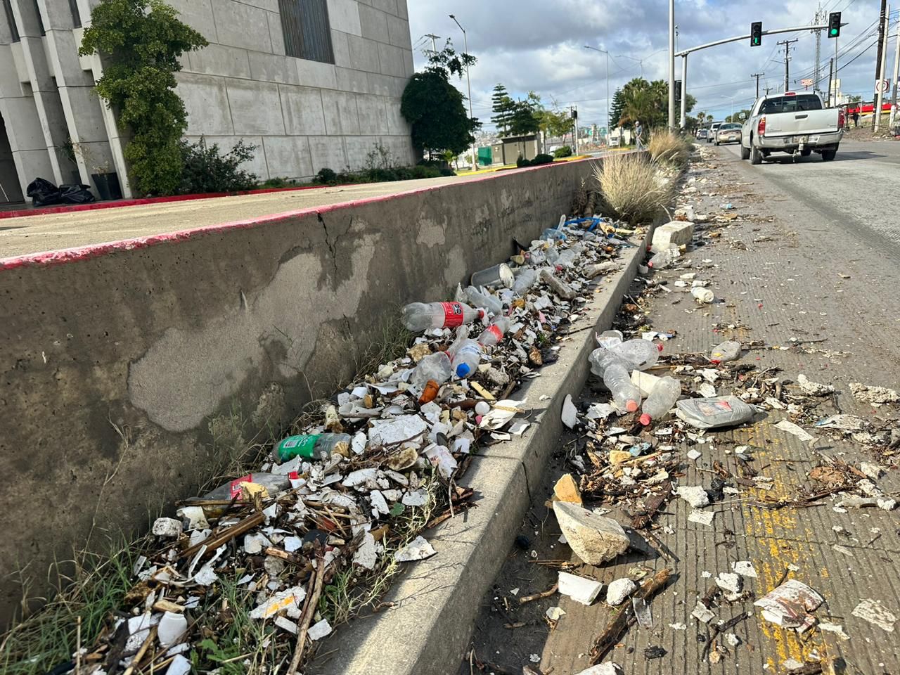 Exhortan A No Tirar Basura En Calles Para Prevenir Taponamientos