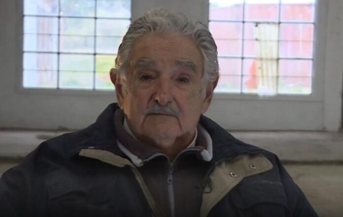 José Mujica ex presidente de Uruguay anuncia que tiene un tumor en el