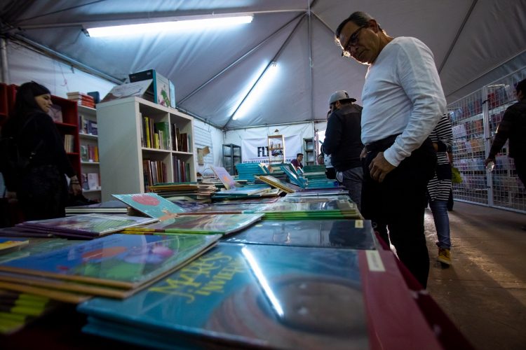 Inició la Feria del Libro de Tijuana Semanario ZETA