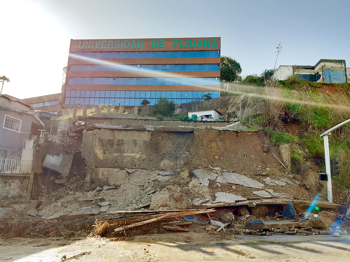 Derrumbes e inundaciones en Tijuana Semanario ZETA