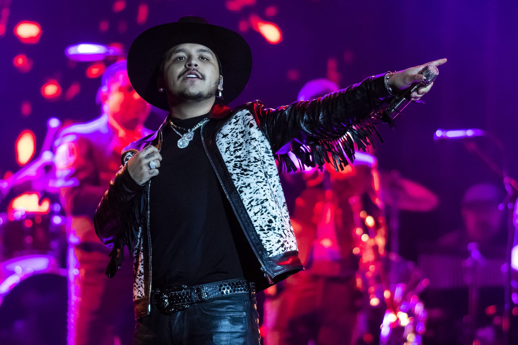 ZETA Enamora Christian Nodal a Tijuana