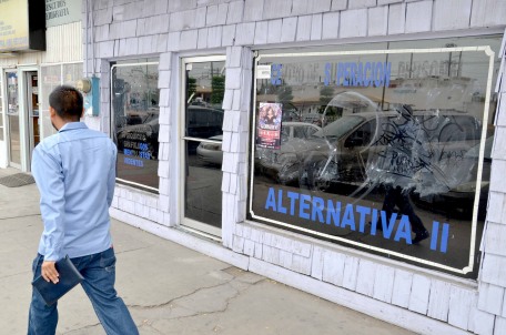 Comerciantes acorralados por la violencia