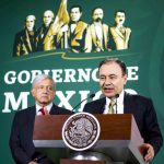 lopezobradorconferenciatijuana14b.jpg