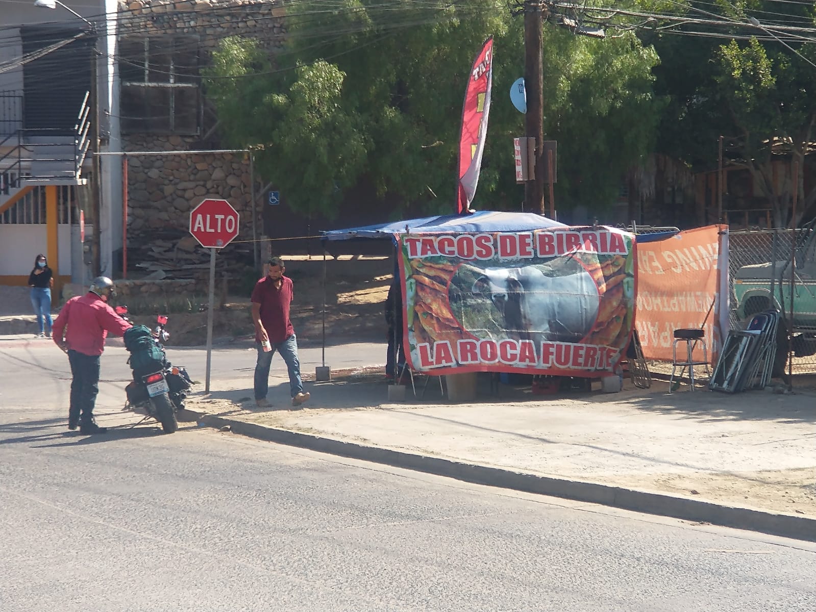 Matan a hombre en puesto de birria en Tijuana - Semanario ZETA