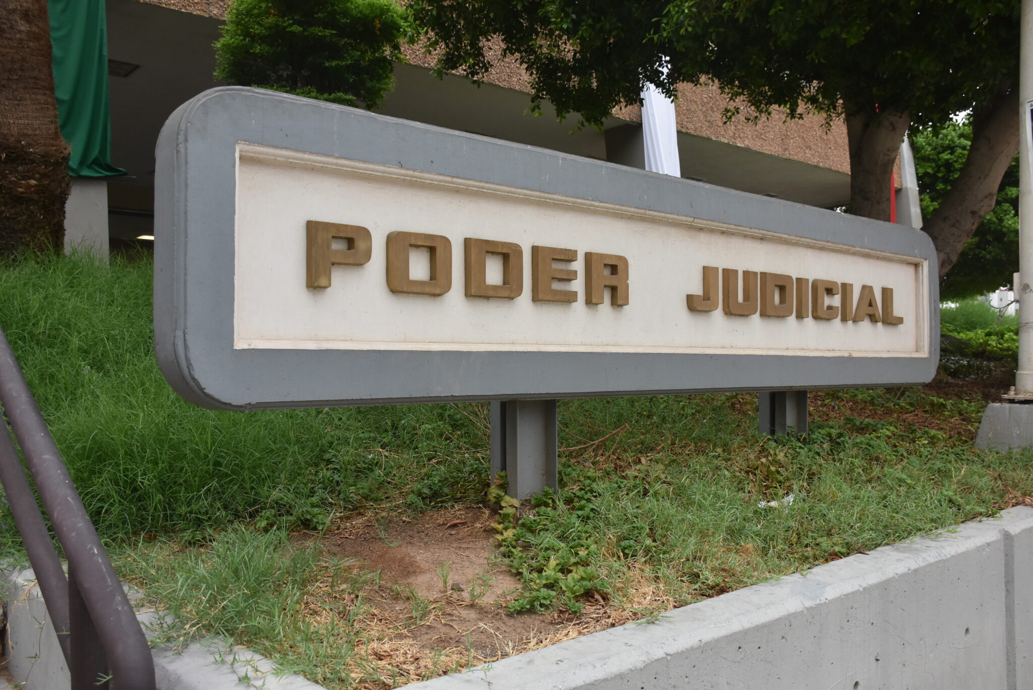 En siete a os el poder judicial de baja california acumul un d ficit