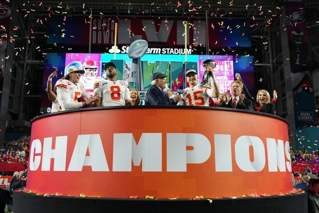 Los Jefes de Kansas City ganan el Super Bowl LVII - Semanario ZETA