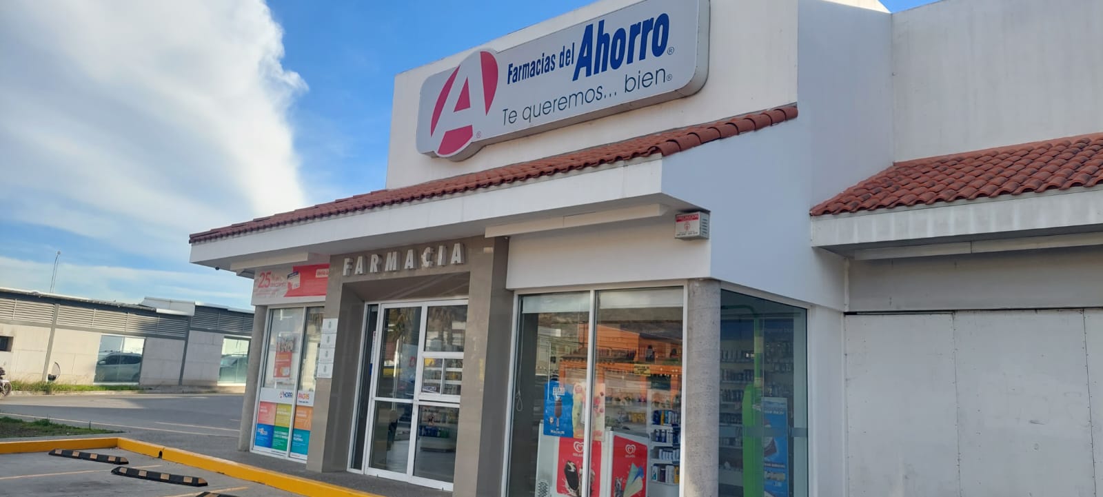 Pfizer Anticovid Vaccine Sales Surge in Tijuana Pharmacies