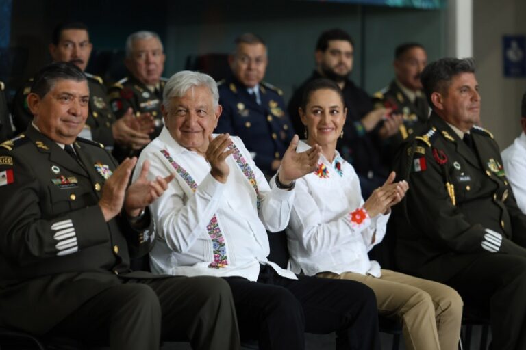 AMLO dice que le dolió mucho la muerte de militares en Sinaloa; revela