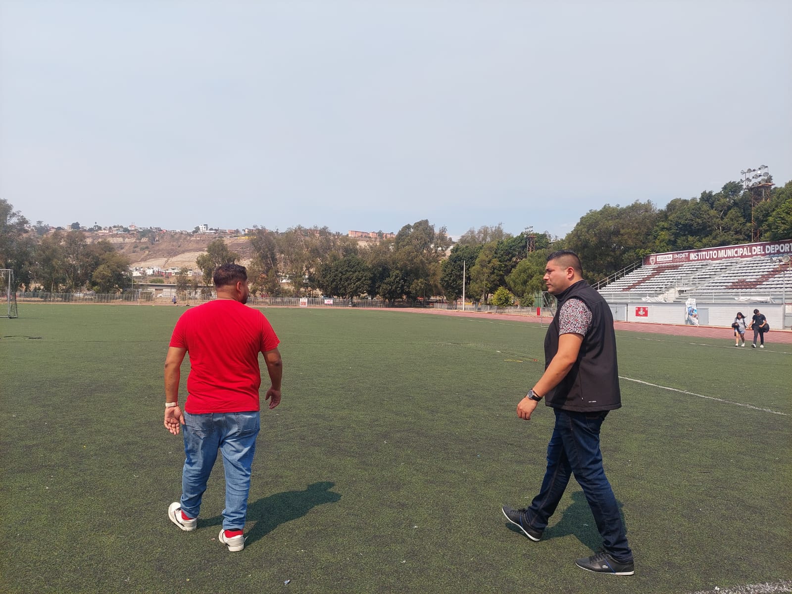 Imdet rehabilita cancha de Futbol Soccer en Unidad Deportiva Tijuana ...