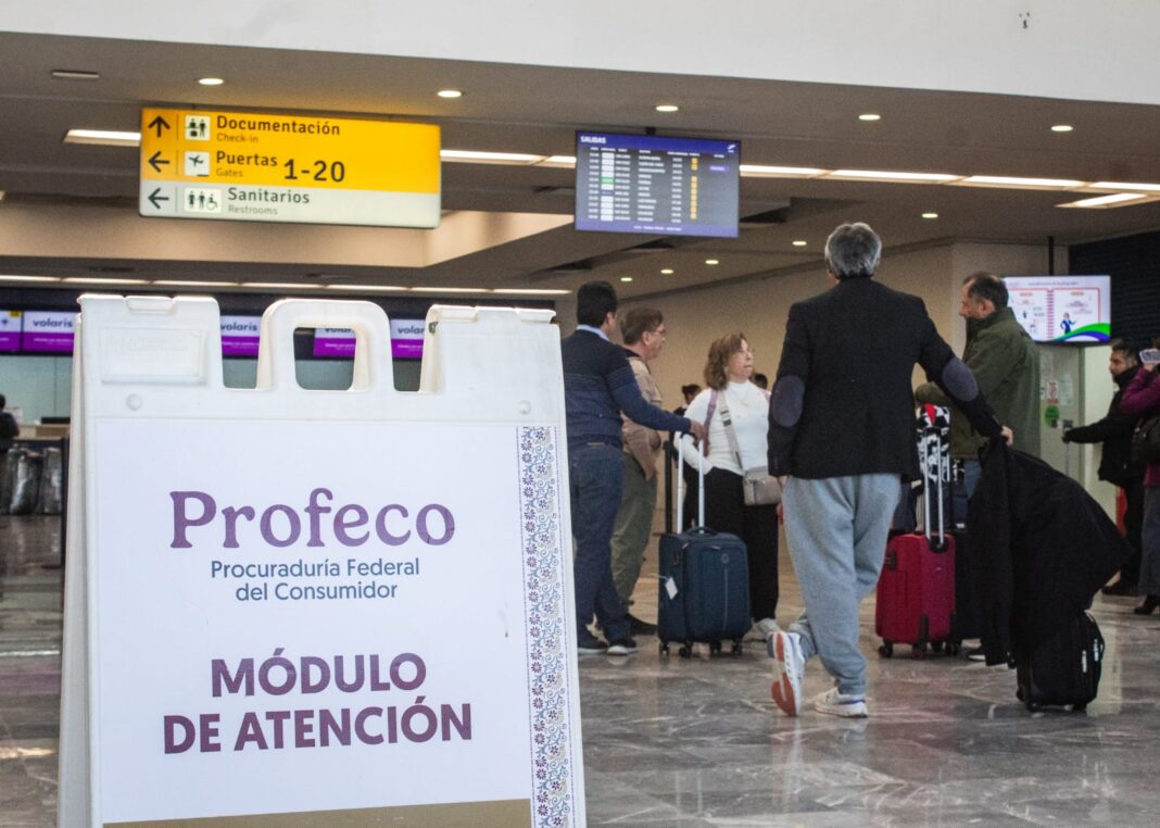 Modulo Profeco en Aeropuerto de Tijuana foto Mara Yanez