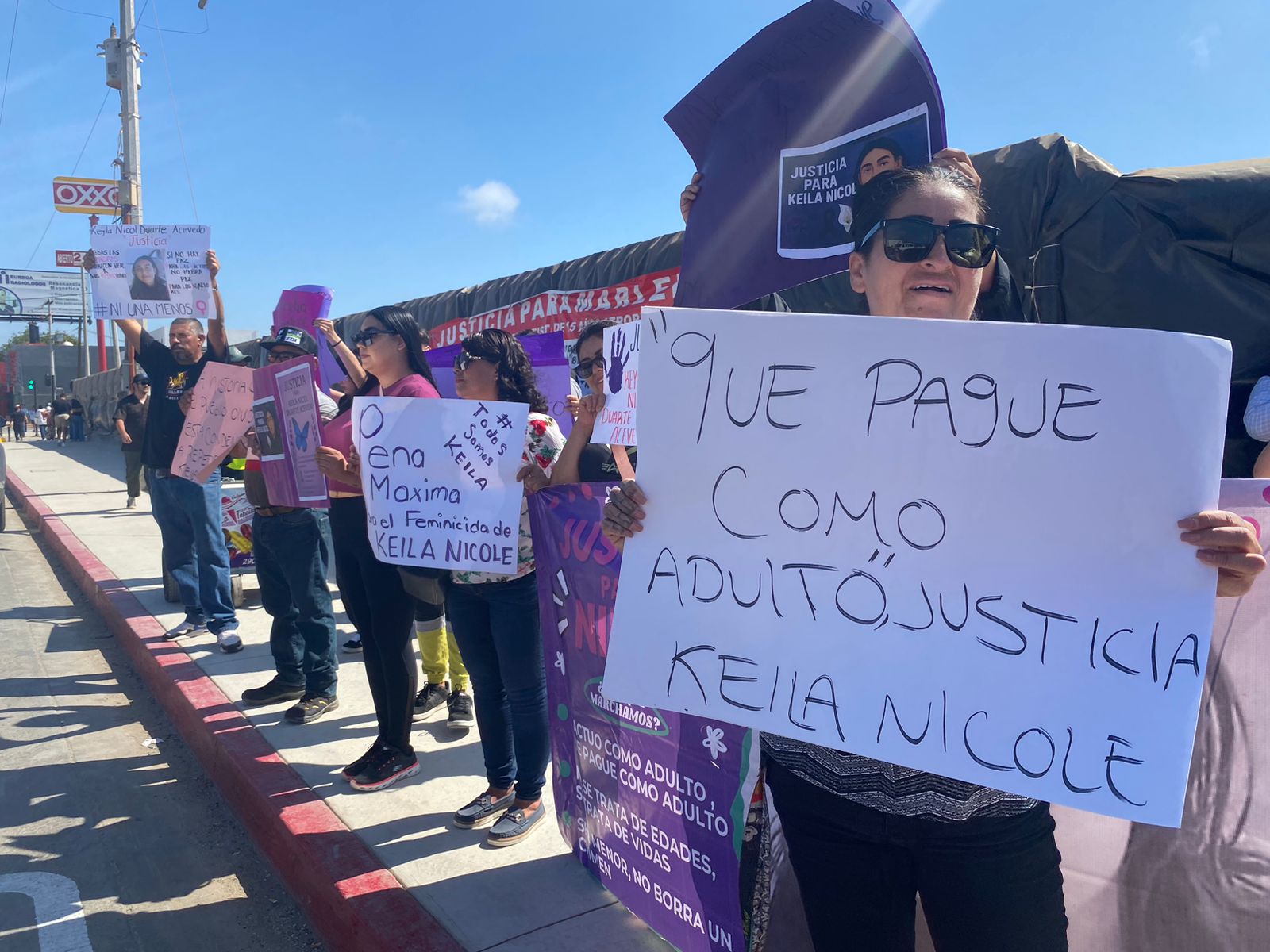 Protestas marcan la visita de Claudia Sheinbaum a Ensenada - Semanario ZETA