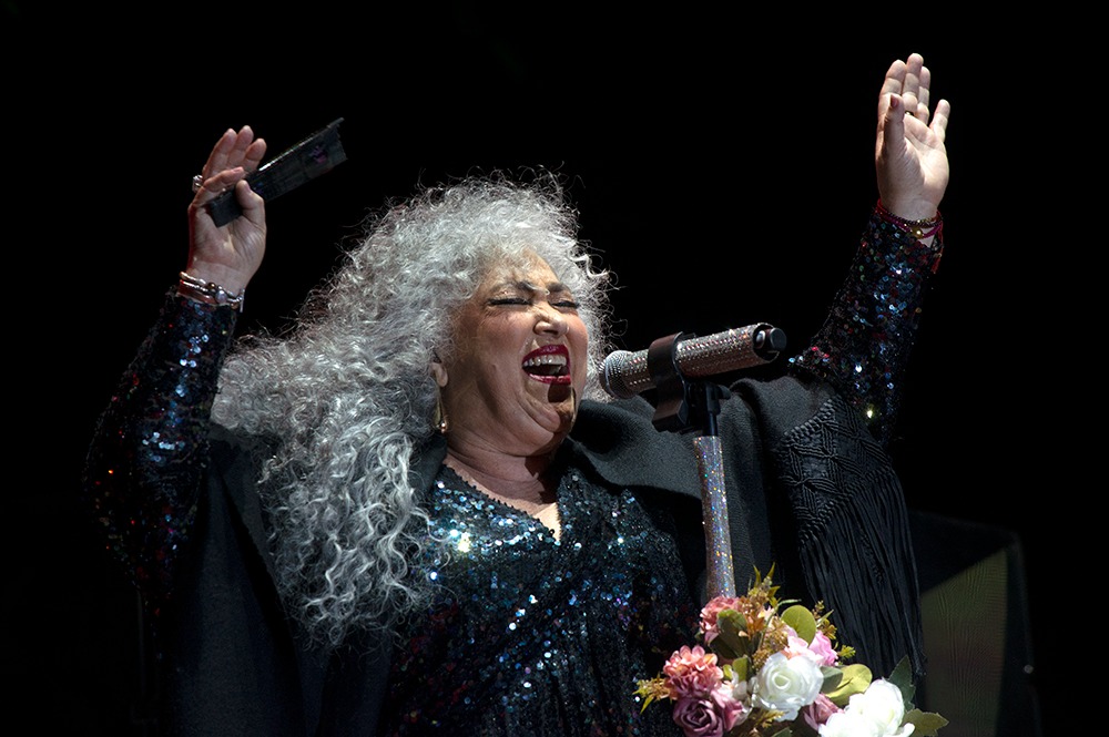 Amanda Miguel en el Trompo, fotos: Ramón T. Blanco V.