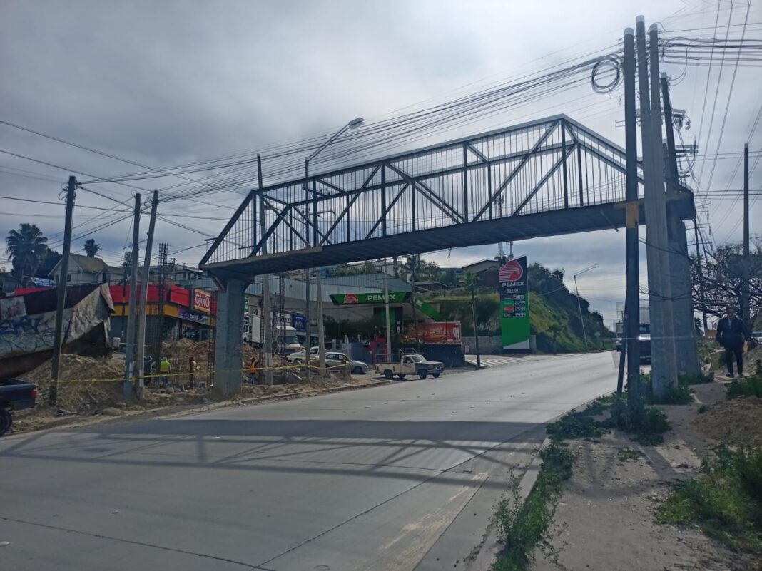 Puente libramiento Rosas Magallon Foto Ana Karen Ortiz